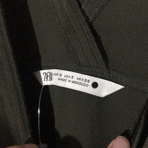 Zara Deep V Neck Tank Top Green - Picture 3 of 3